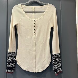 Free People Alpine Cuff Newbie Thermal in Ivory sz S. Boho, layering, snow vacay